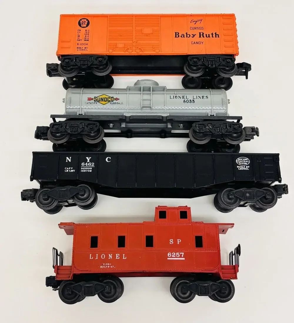 Lionel Postwar Freight Car Lot of 4 Tank Gondola SP Caboose Baby Ruth Sunoco NYC